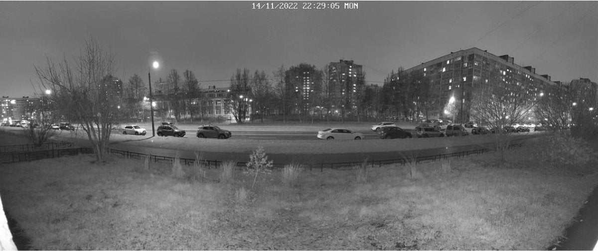 Buitencamera Wifi Met App - Draadloos - Bewakingscamera - Camera In Huis - Bewegingsdetectie - 32GB